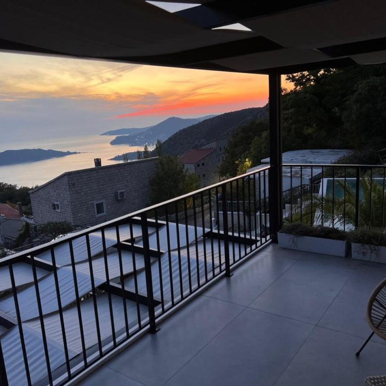 Luksuzna vila u Kuljačama Budva – 257m² raj sa pogledom na more — nekretnine Crna Gora