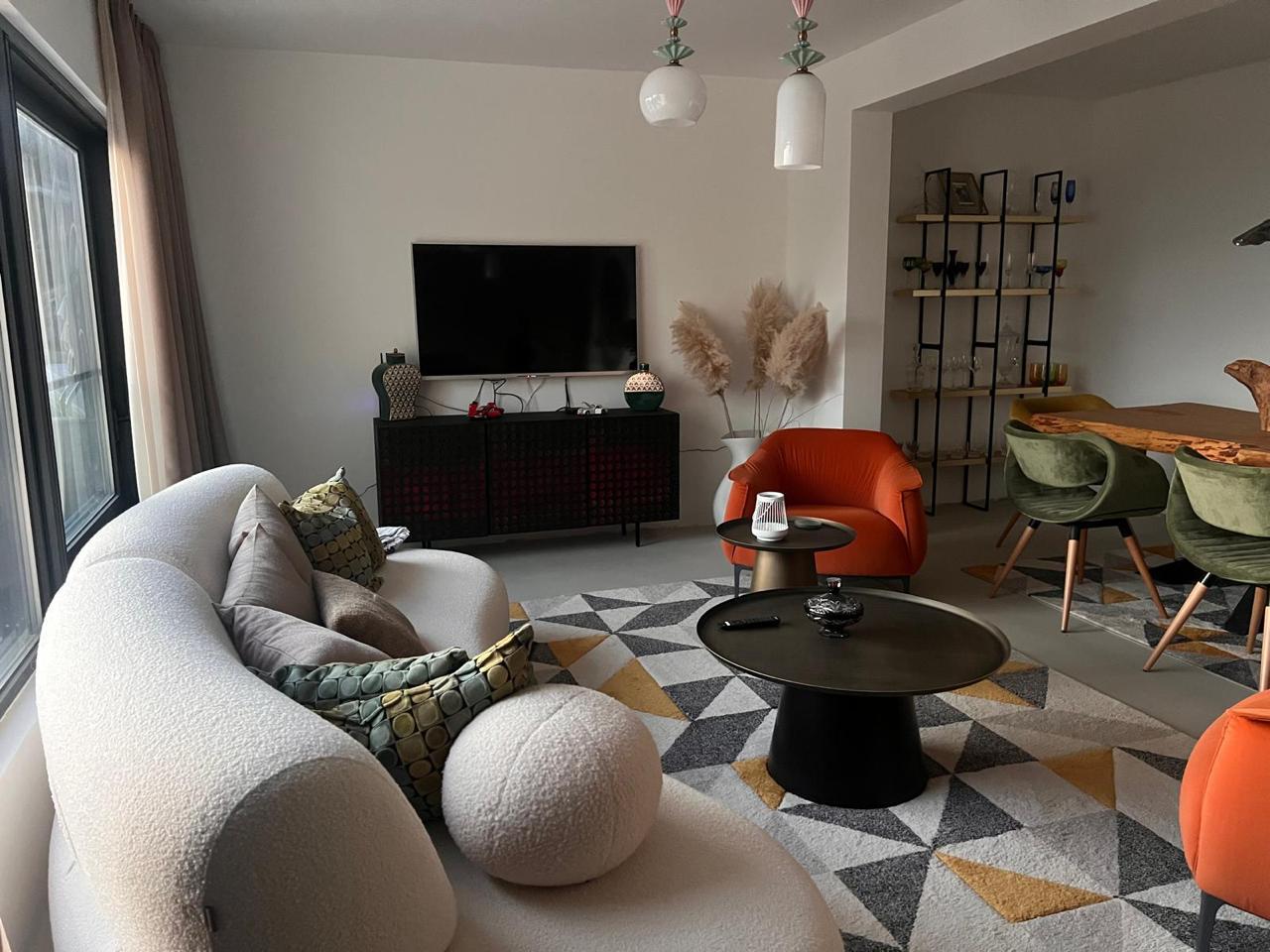 Luksuzna vila u Kuljačama Budva – 257m² raj sa pogledom na more — nekretnine Crna Gora