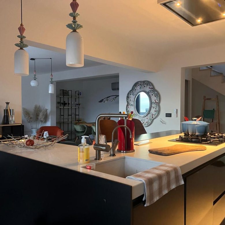 Luksuzna vila u Kuljačama Budva – 257m² raj sa pogledom na more — nekretnine Crna Gora