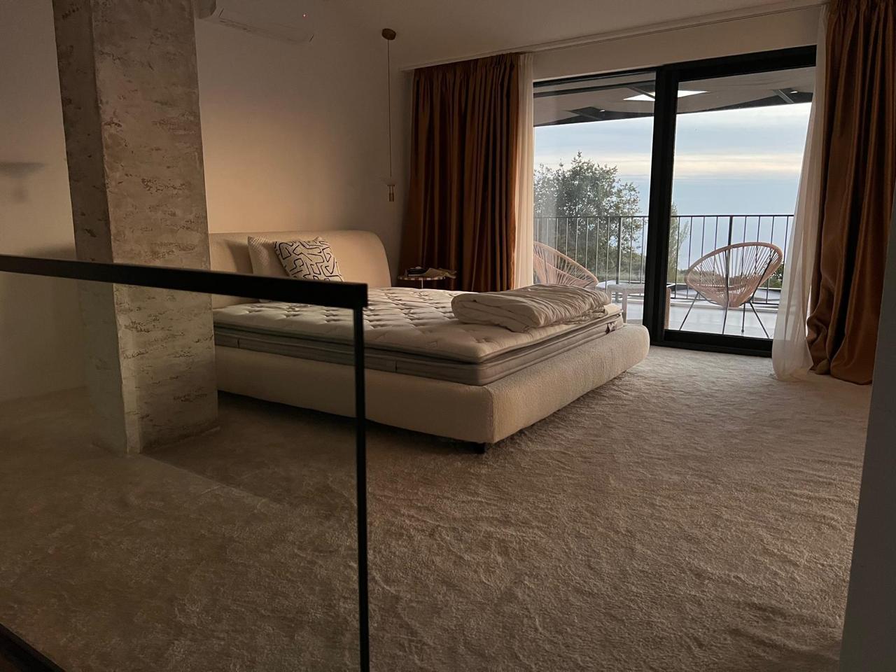 Luksuzna vila u Kuljačama Budva – 257m² raj sa pogledom na more — nekretnine Crna Gora