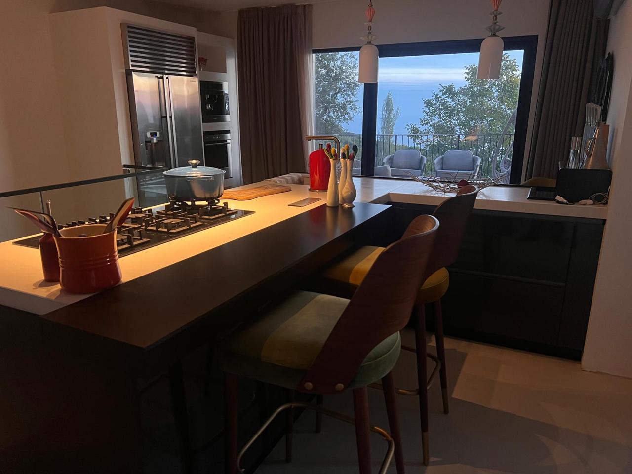 Luksuzna vila u Kuljačama Budva – 257m² raj sa pogledom na more — nekretnine Crna Gora