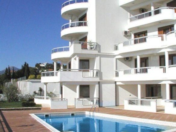 Luxus-Penthouse in Dobra Voda, Montenegro zu verkaufen