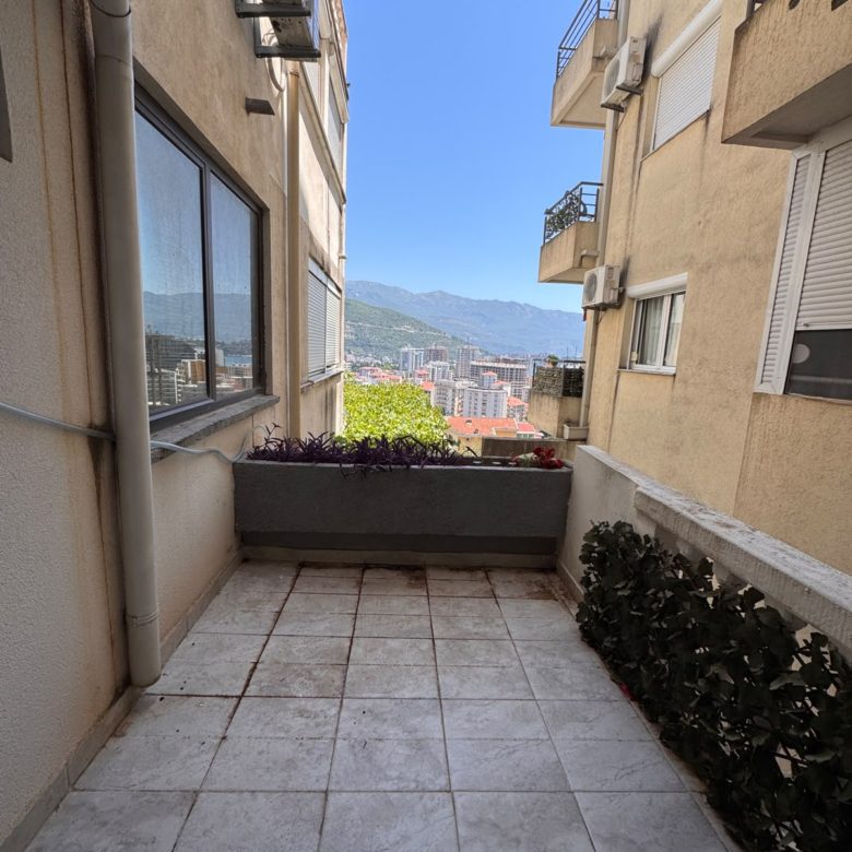 1-Bedroom Apartment for Sale in Babin Do, Budva — 35 m²