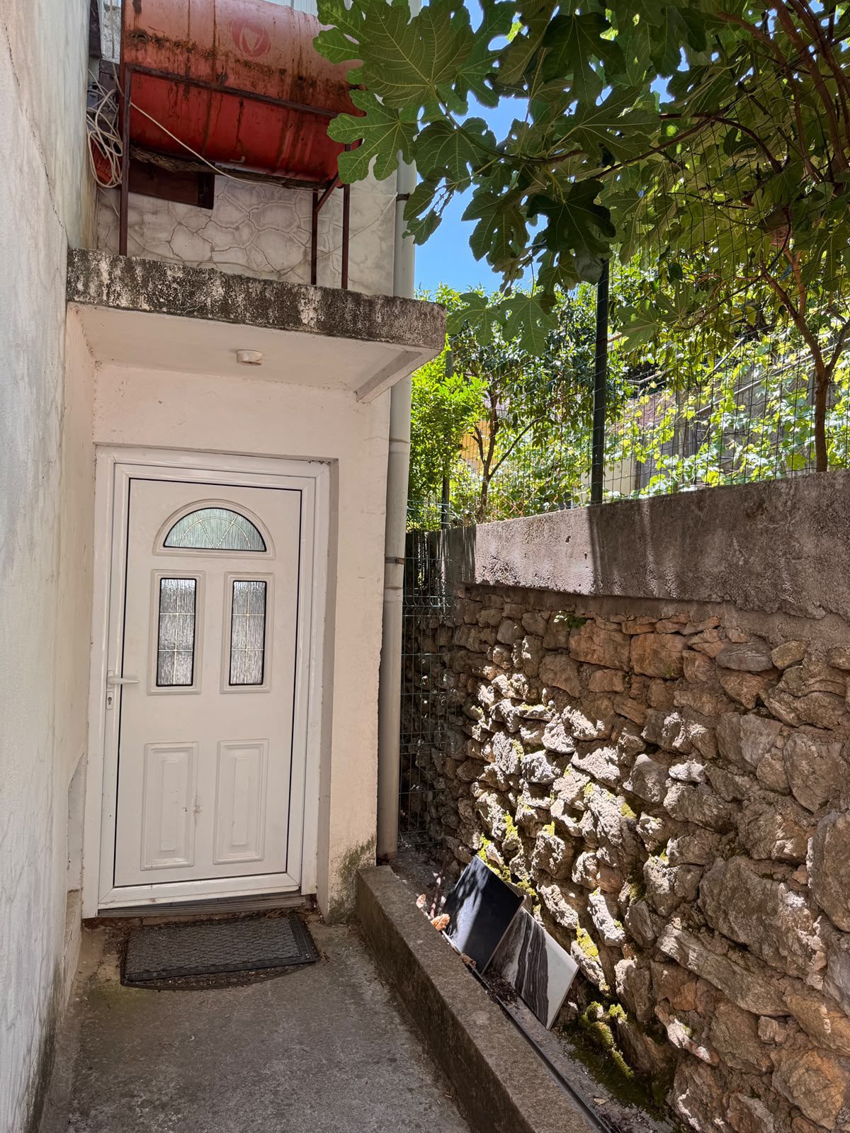 1-Bedroom Apartment for Sale in Babin Do, Budva — 35 m²