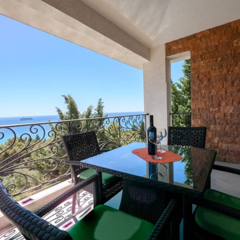 Luxury Villa for Sale in Sušanj, Bar – 252 m²