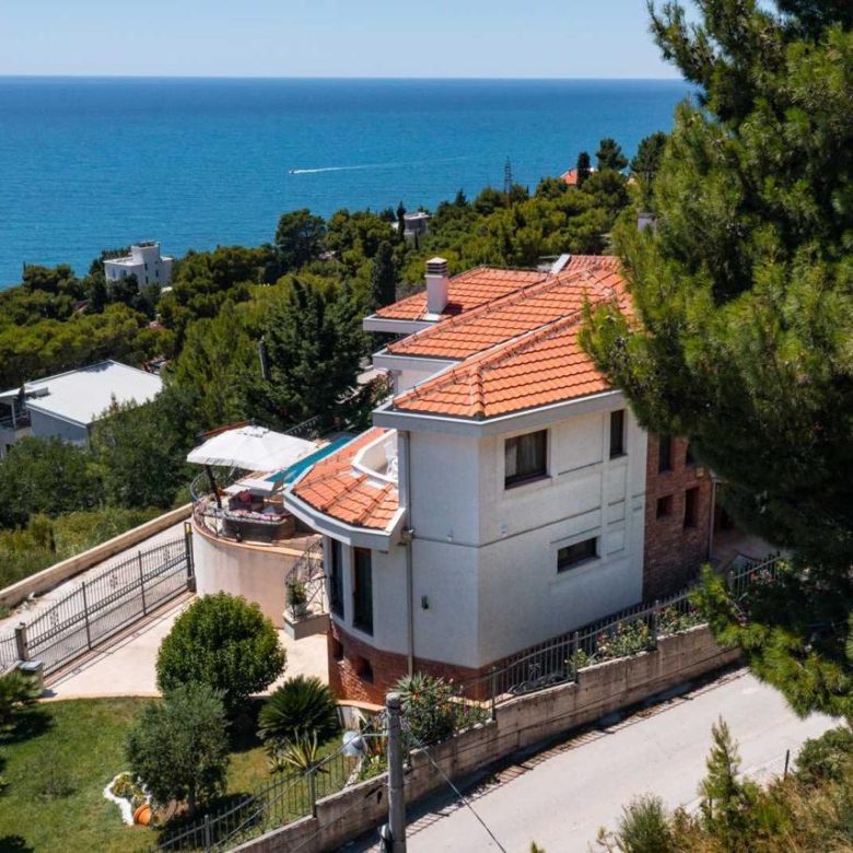 Luxury Villa for Sale in Sušanj, Bar – 252 m²