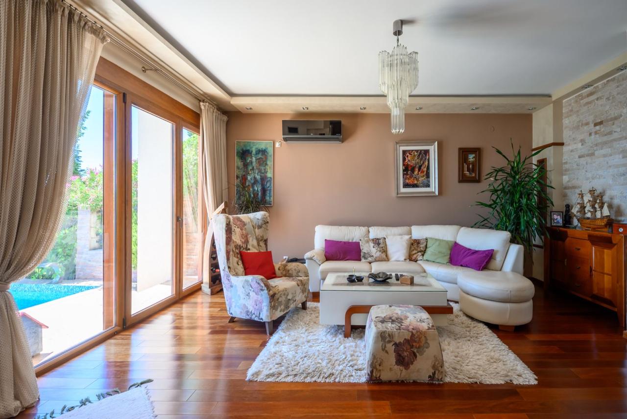 Luxury Villa for Sale in Sušanj, Bar – 252 m²