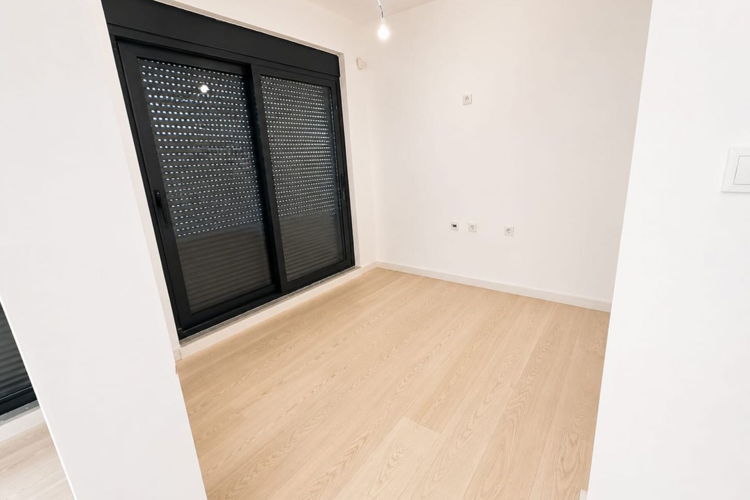 Penthouse u Budvi, Crna Gora — 146 m² + 150 m² terasa, panoramski pogled na more, novo 2024