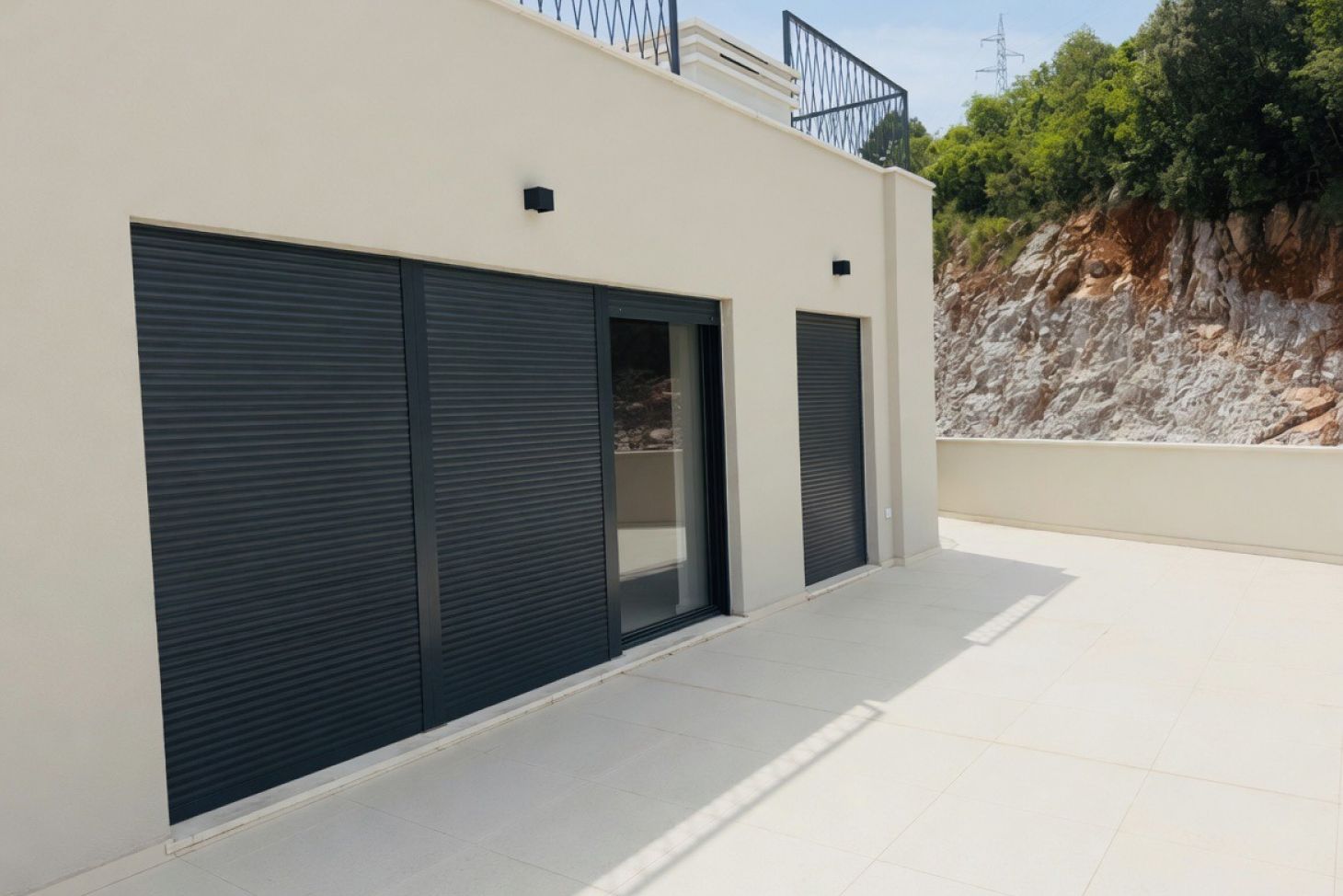 Penthouse u Budvi, Crna Gora — 146 m² + 150 m² terasa, panoramski pogled na more, novo 2024
