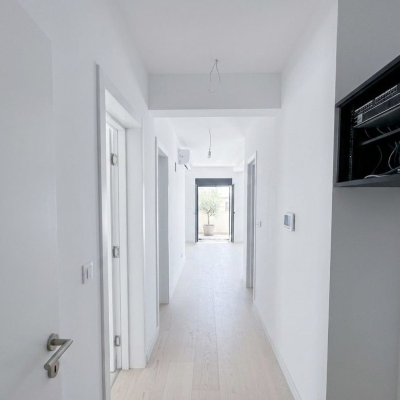 Penthouse u Budvi, Crna Gora — 146 m² + 150 m² terasa, panoramski pogled na more, novo 2024