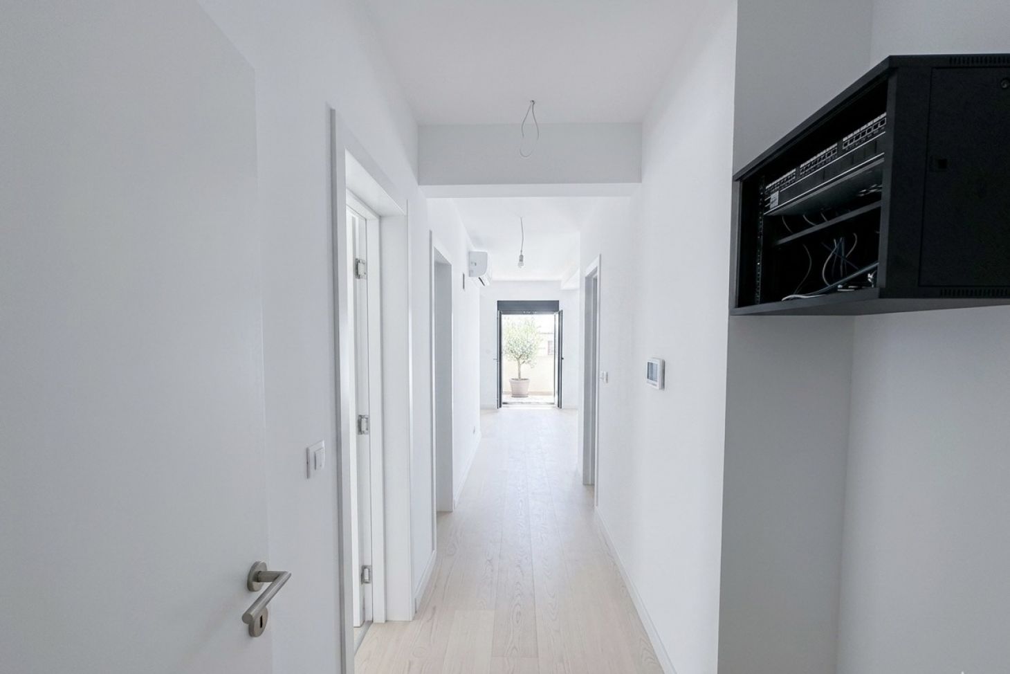 Penthouse u Budvi, Crna Gora — 146 m² + 150 m² terasa, panoramski pogled na more, novo 2024